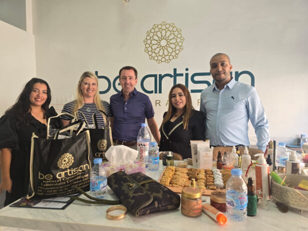 Témoignage clients nos réalisations cosmétiques marocains - Visite famille Be Artisan